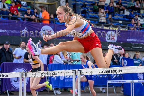 Age26 SUN-919703 - Track Female Set Three