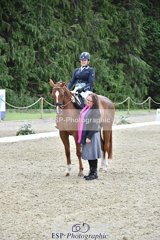 230813-181948-08812 - Medium Silver Presentations