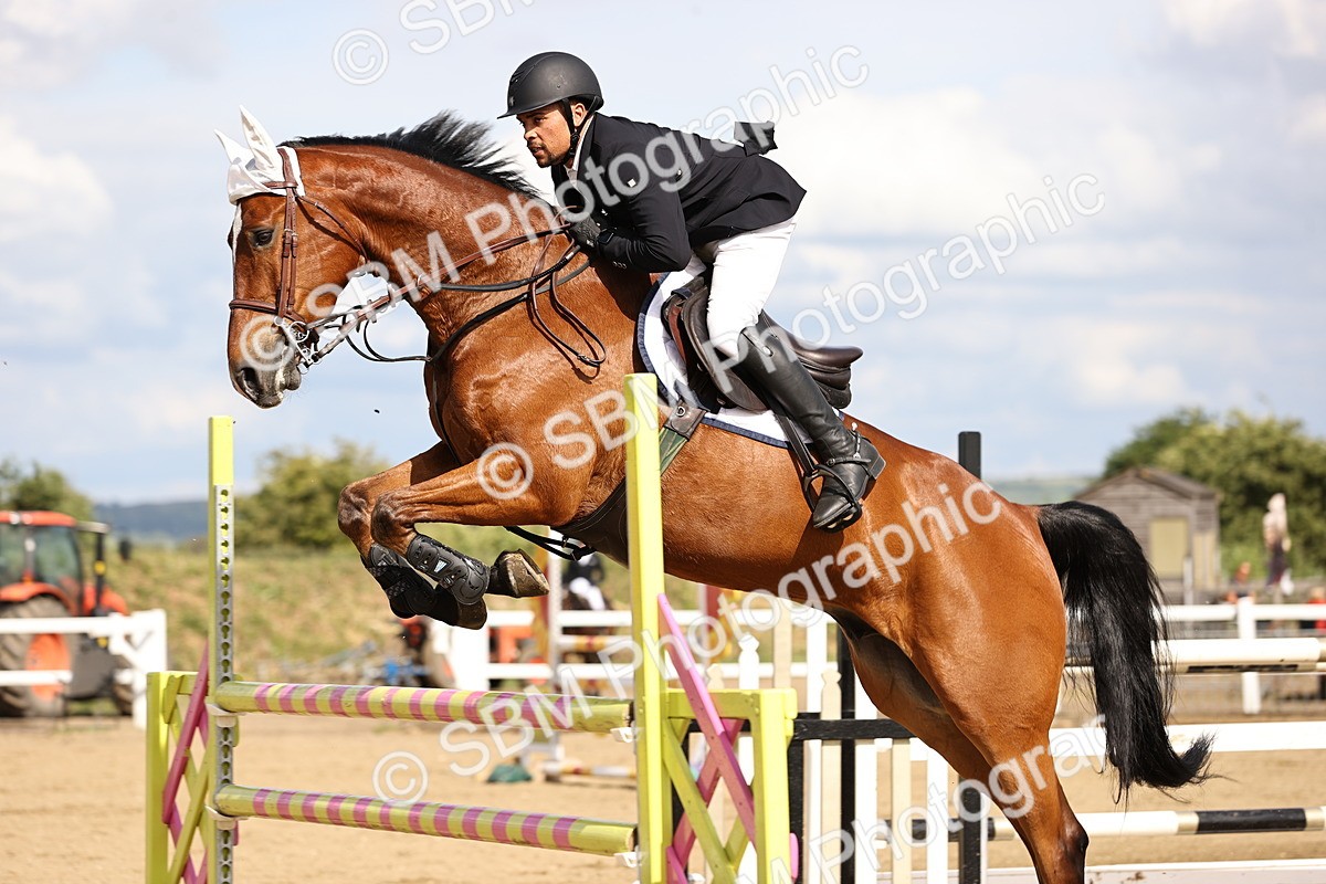 SBM_003651 - Class 13 - Senior Foxhunter - 1.20m