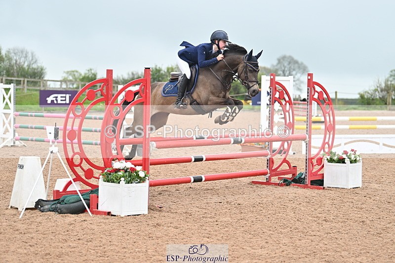 240505A-112446-04851 - Cls 3  Pony Discovery & 90cm Open