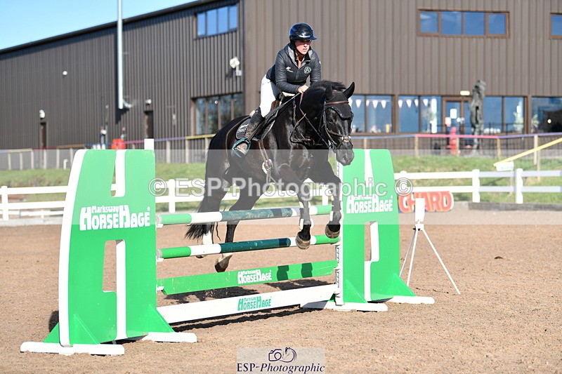 231110A-140757-00746 - Cls 5 Newcomers & 1.10m Open