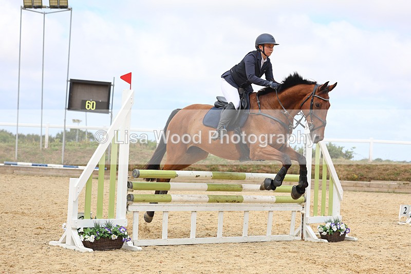 3E7A4804 - Class 4: Senior British Novice/90cm open