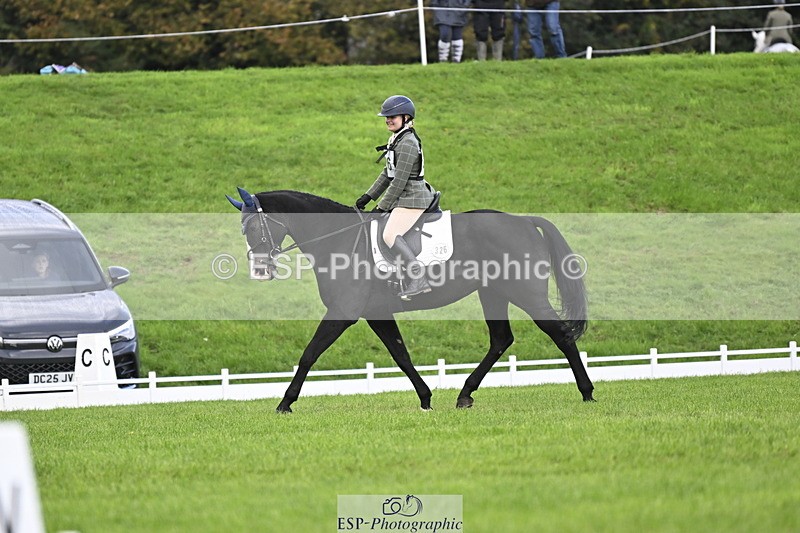 251023A-135406-04175 - D-326-Chloe.Williams