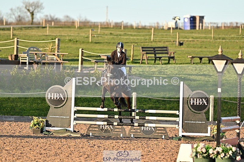 250401-185455-00827 - 90cm Classes