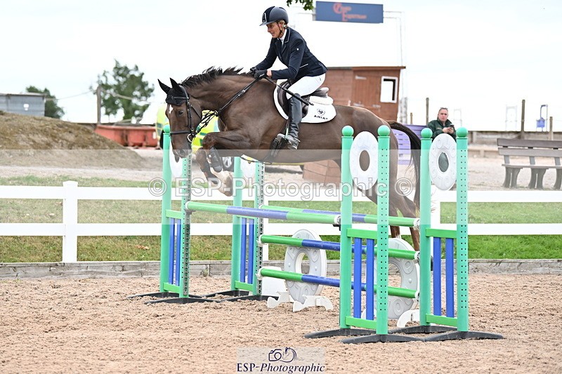 250820B-130413-00684 - Cls 4 Newcomers and 1.10m Open