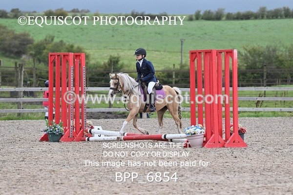 BPP_6854 - CLEAR ROUND