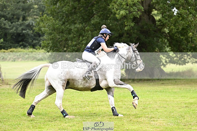 240825X-175143-38267 - 80cm XC 17.30 to End