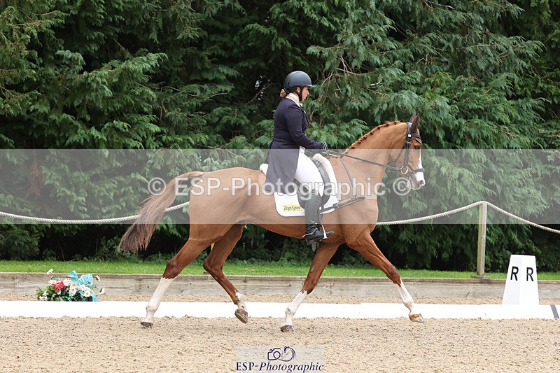 241024-150921-04757 - 230-Harriet.Dickin-PULL.YA.SOCKS.UP