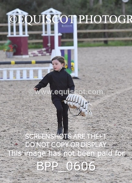 BPP_0606 - HOBBY HORSE SHOWJUMPING CLASSES