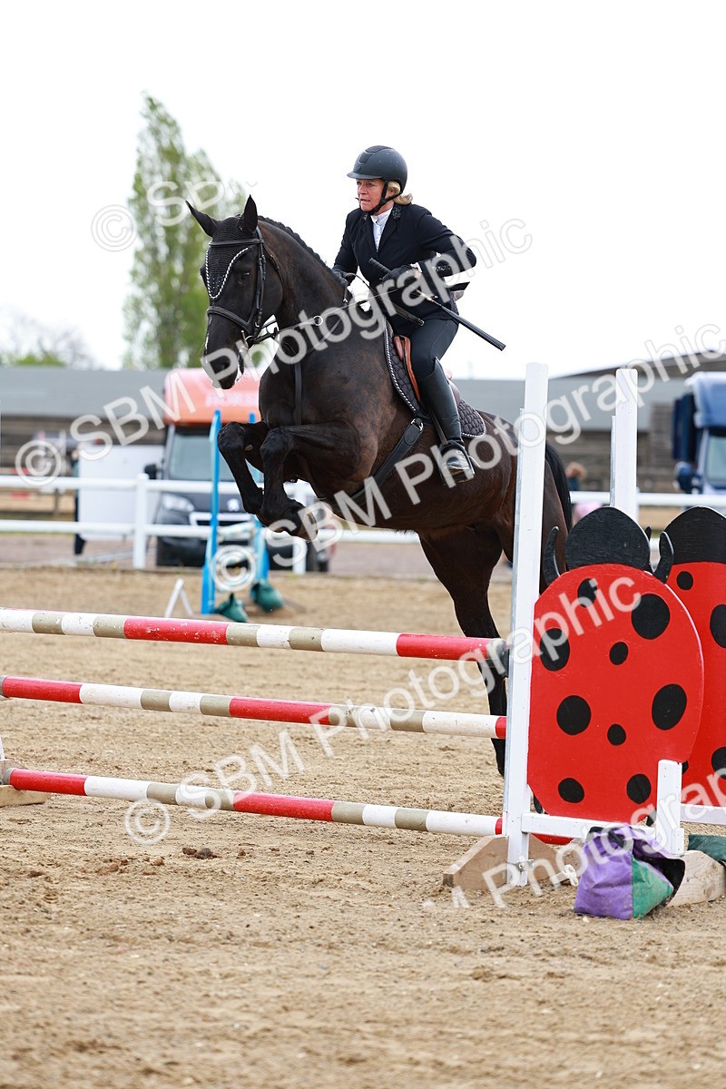 SBM_001939 - class 8 - Senior British Novice - 90cm