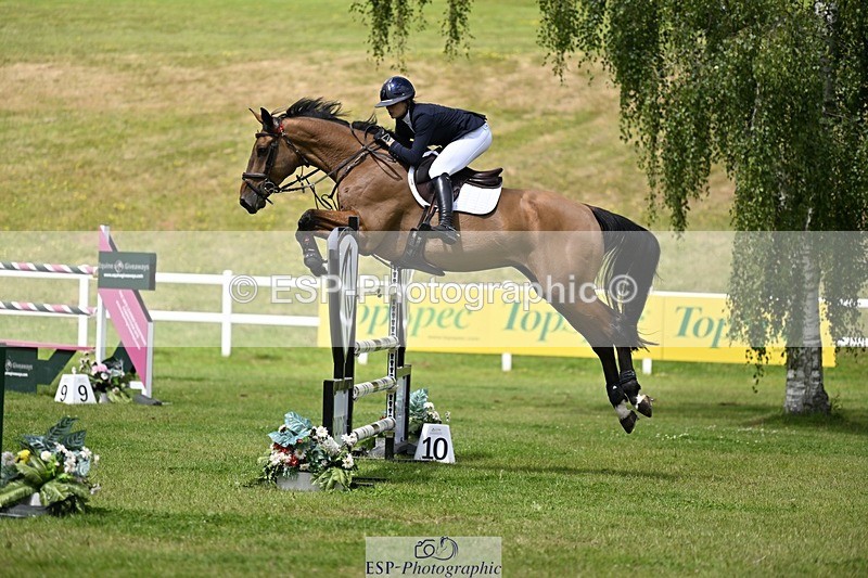 240711-121241-26854 - Cls 117 HOYS Grade C Quali 1.35m