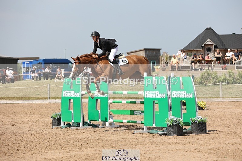 250725-145115-03454 - Cls 3 Snr Foxhunter