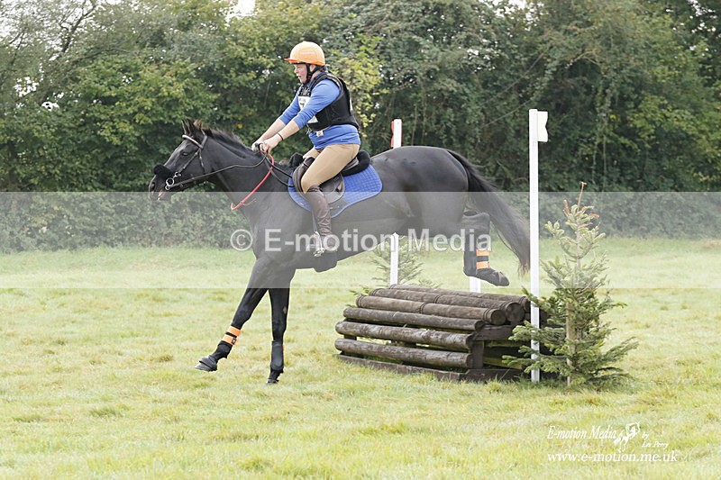  WWHT 171021 0899 - Open Novice (0.80m)  17/10/21