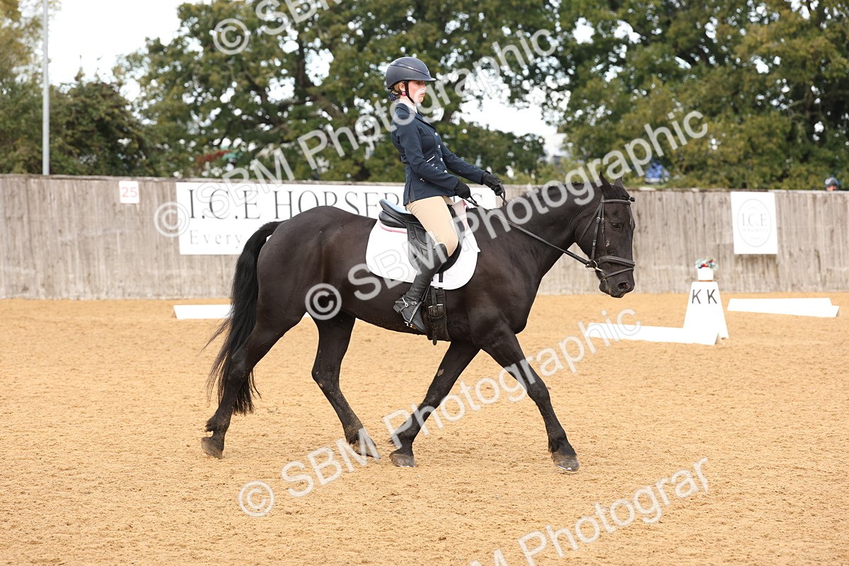 SBM_40665 - D6 - Small Tour Championship Intro 4