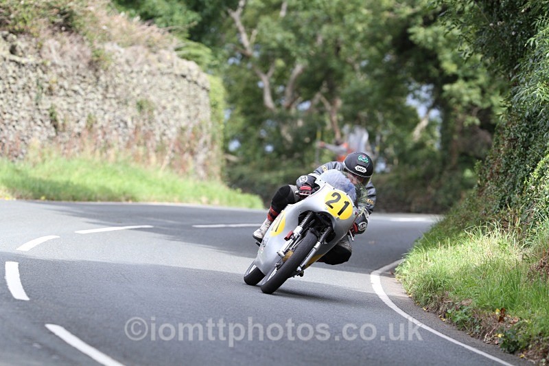 FOM_9411 - Bennetts 500cc Classic TT Race