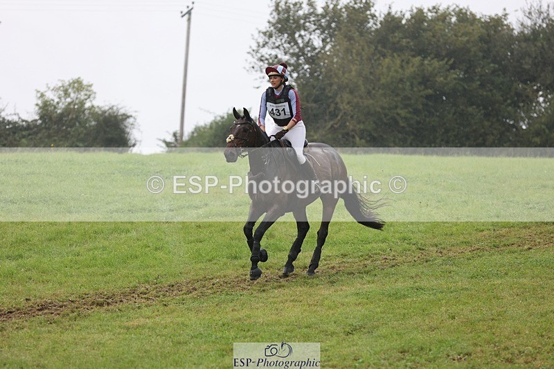 240901A-141015-09493 - 431-Lizette.Jackman-MURPHYS.GAUNTLET