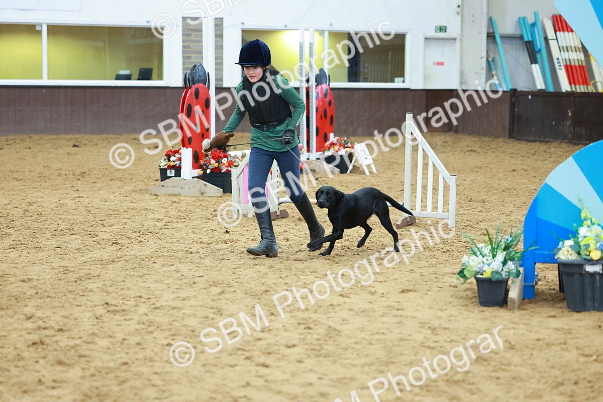 SBM_002382 - Class 3 - Horse & Hound (60cm)