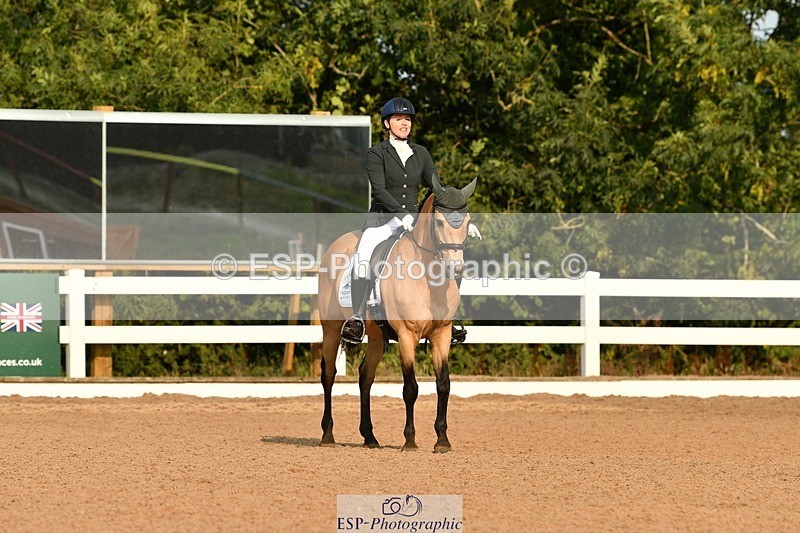 250817-090629-06746 - 065-Nicky.TurriffMyshall.Robby