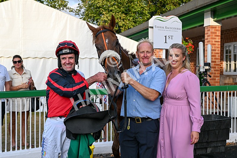 140826-Race 4-Raging Raj-9864 - Race 4 19.18pm Andrew Seaton Celebration Cup Handicap