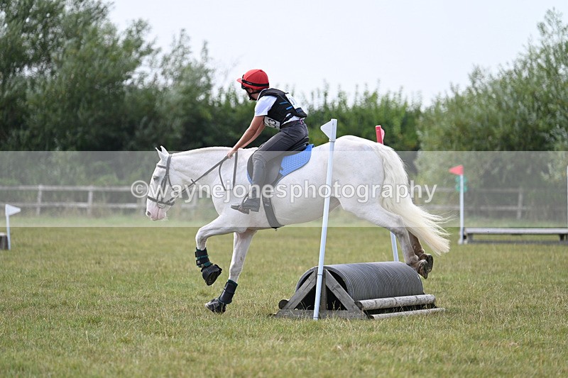 WJ7_7094 - 60cm XC Time 13:22 to 13:53