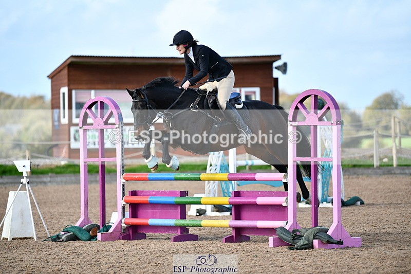 241026A-120646-01154 - SAT Cls 26+27 Club and Schools 90cm