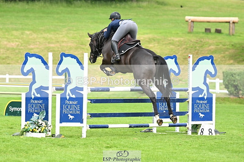 250614A-095547-05070 - Cls 18 Newcomers and 1.10m Open