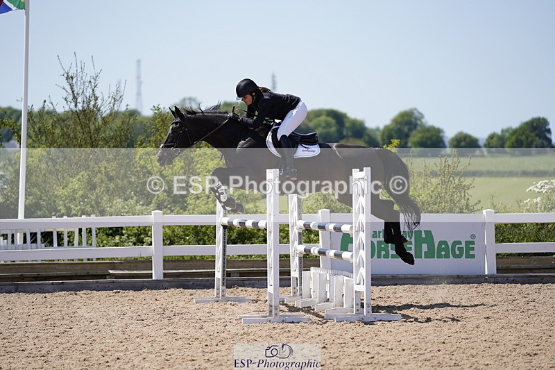 230527A-143820-04706 - Cls 23 1.05m Amateur Quali