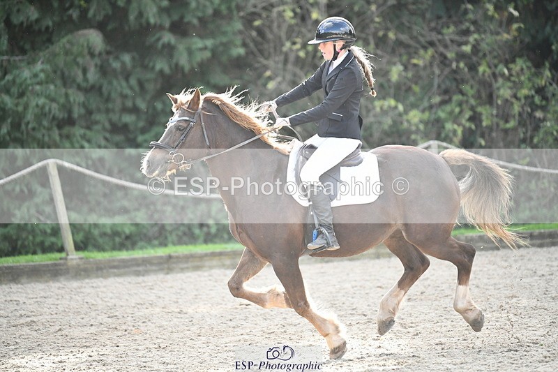 251004A-145707-01593 - Classes 8 & 9 70cm