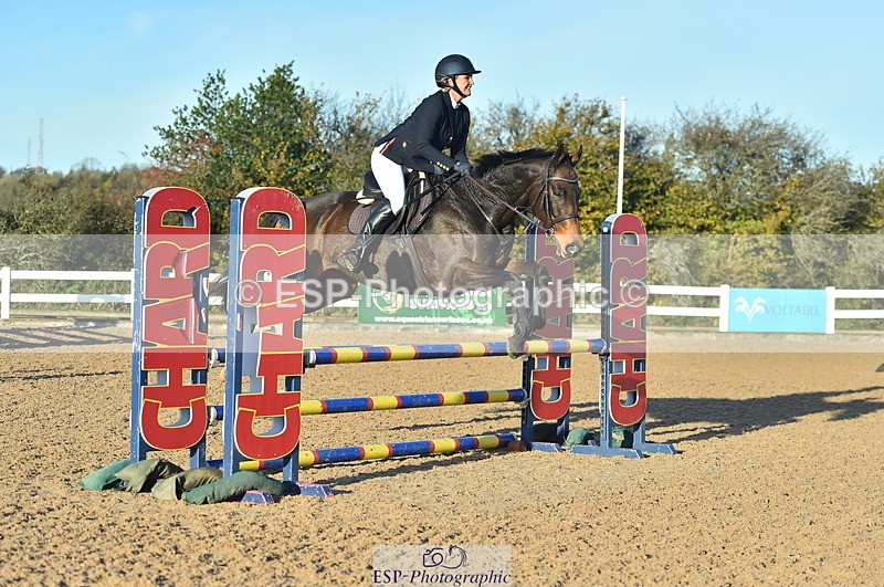 231111A-023550-01221 - Cls 9 British Novice & 90cm Open