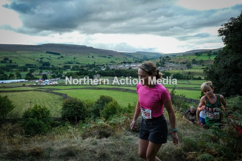 DSCF5169 - Reeth Fell race seniors