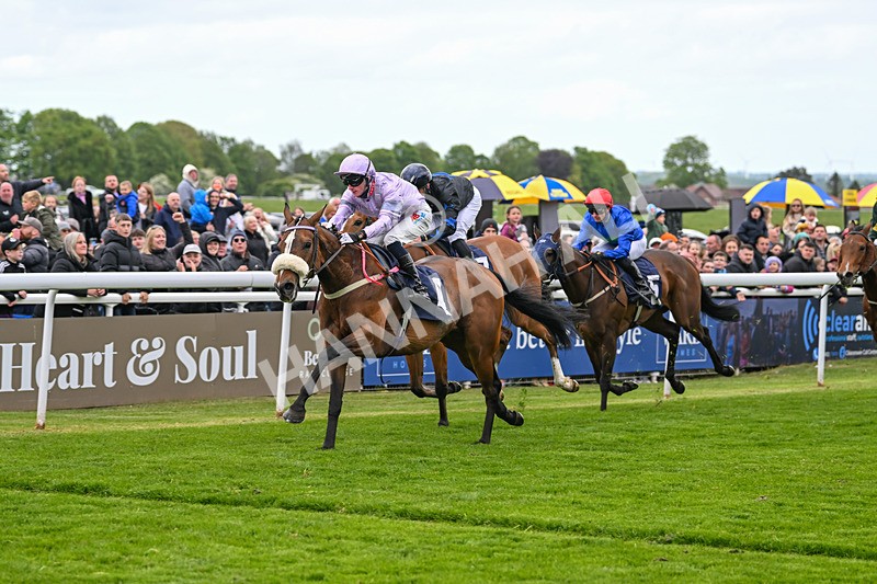 050525-Race 4-Vixey-4680 - Race 4