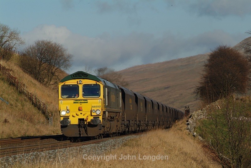 25.11.08 - 66552 6E73 Chalmerston - West Burton, Angerholme - Angerholme