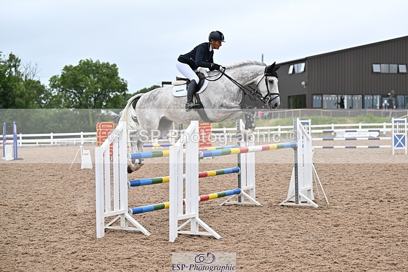 240703A-131401-00429 - Cls 05 Snr Fox & 1.20 Open