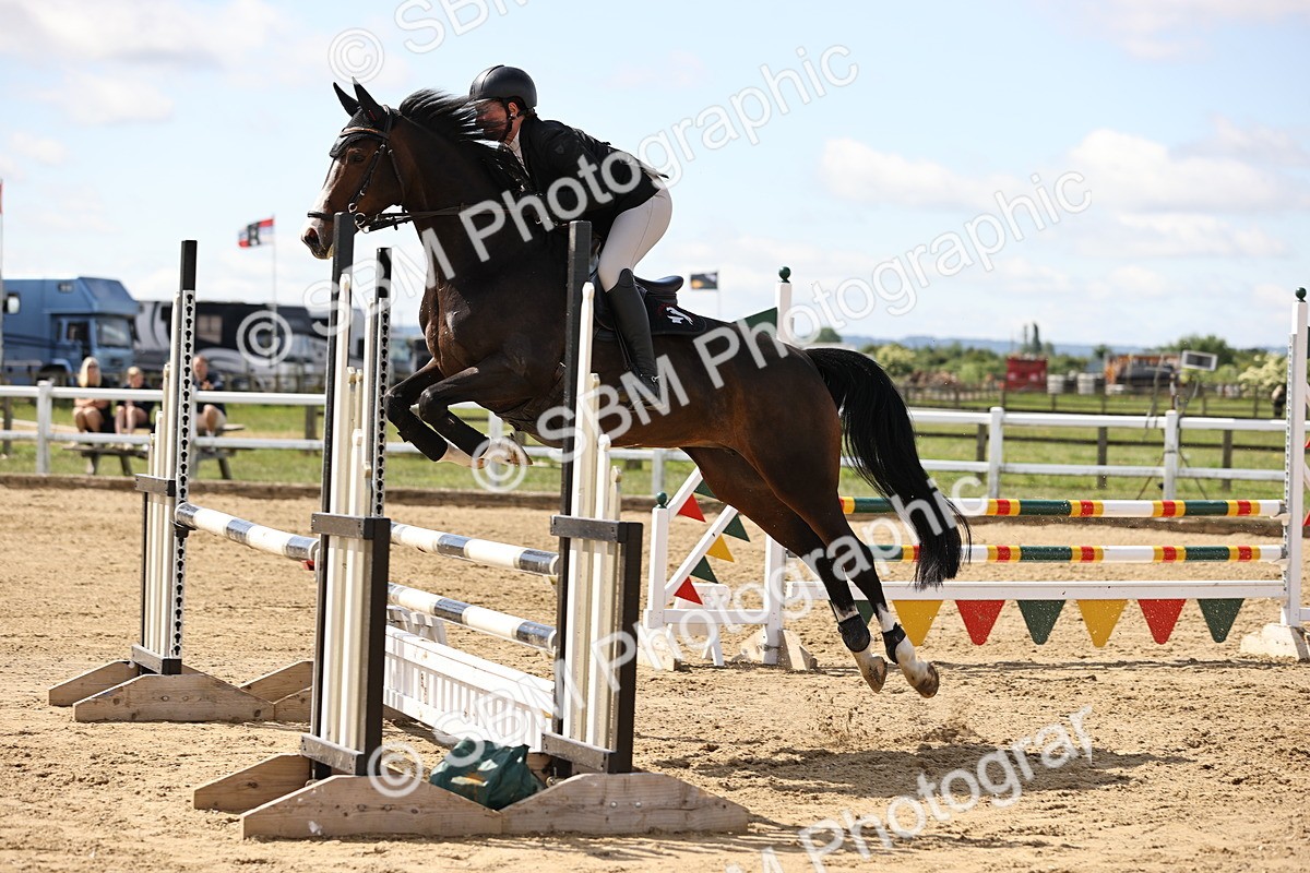 SBM_002065 - Class 9 - Senior British Novice - 90cm