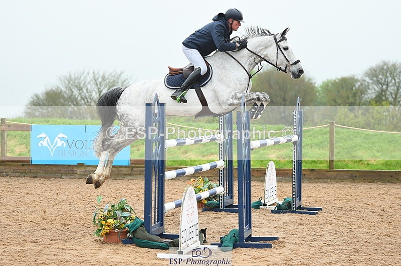 230505A-094956-02778 - Cls 20 Snr Foxhunter