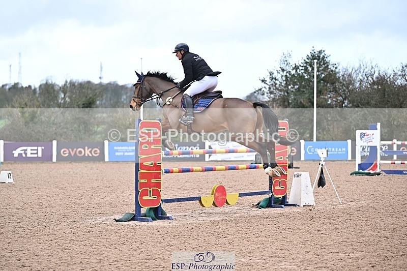 260220-142453-00883 - Cls 6 Foxhunter and 1.20m