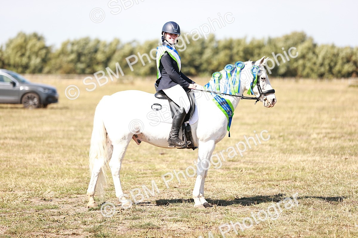 SBM_004645 - Class 12 - Novice 5 - 10.31-11.41