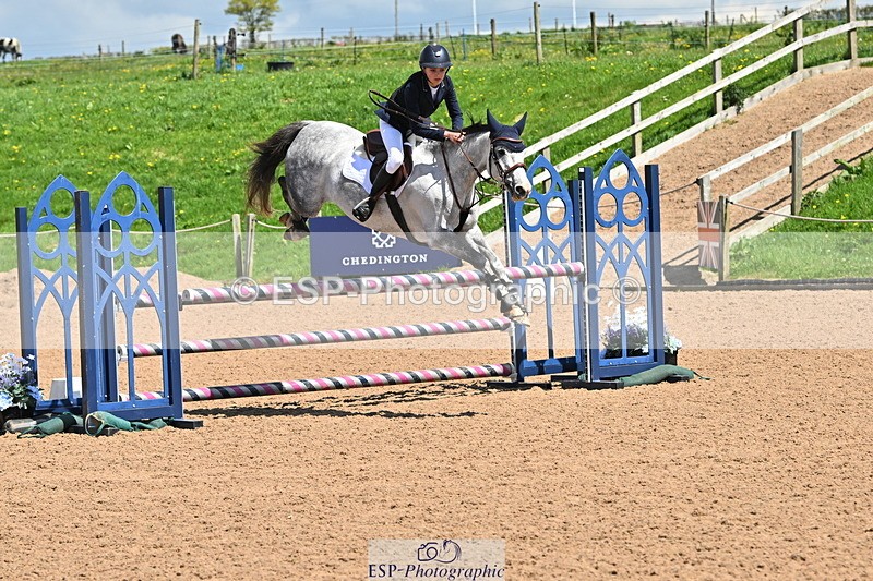 240504A-125211-01658 - Cls 4 Blue Chip Pony Newcomers & 1m Open