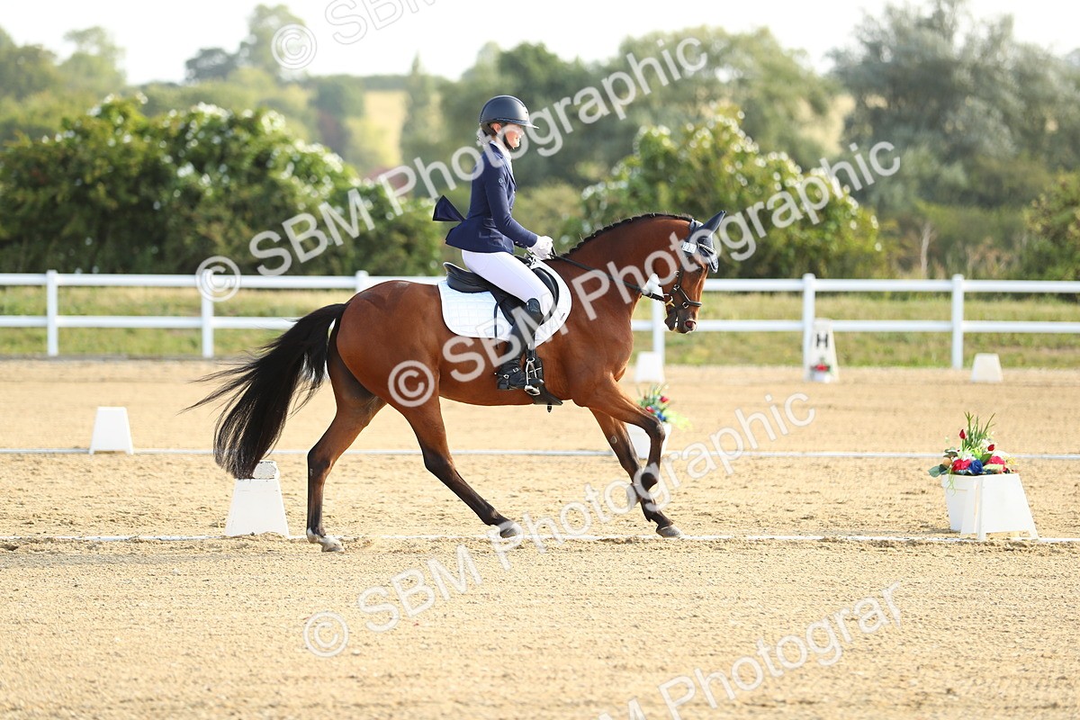 SBM_014964 - Class 13 - Novice 23 - 8,30-9.33