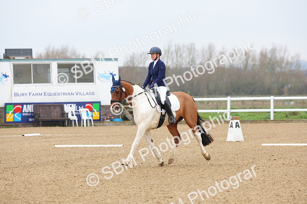 SBM_001213 - Class 8-11 - Novice 2 - Elementary 2