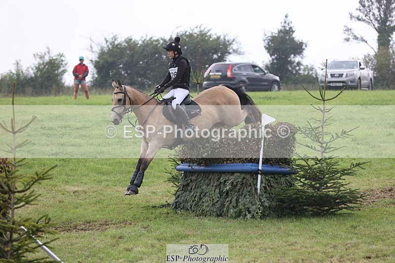 240901A-133314-09318 - 326-Lily.Howell-WOODFIELD.GOLD