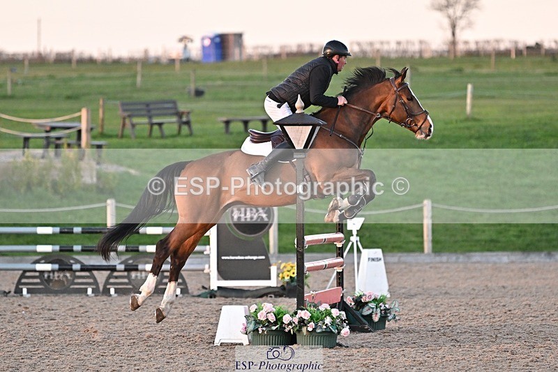 250401-193630-01069 - 100cm Cl;asses