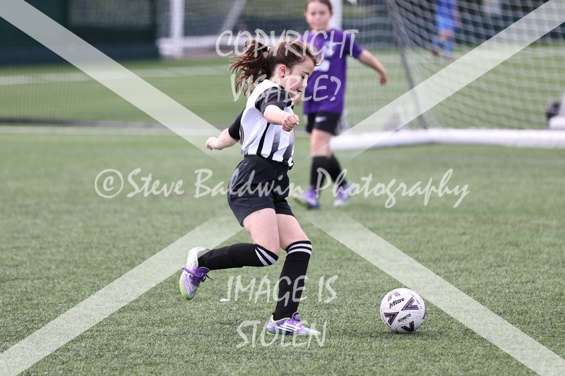 1DX30696 - Sat 13th U9 Girls