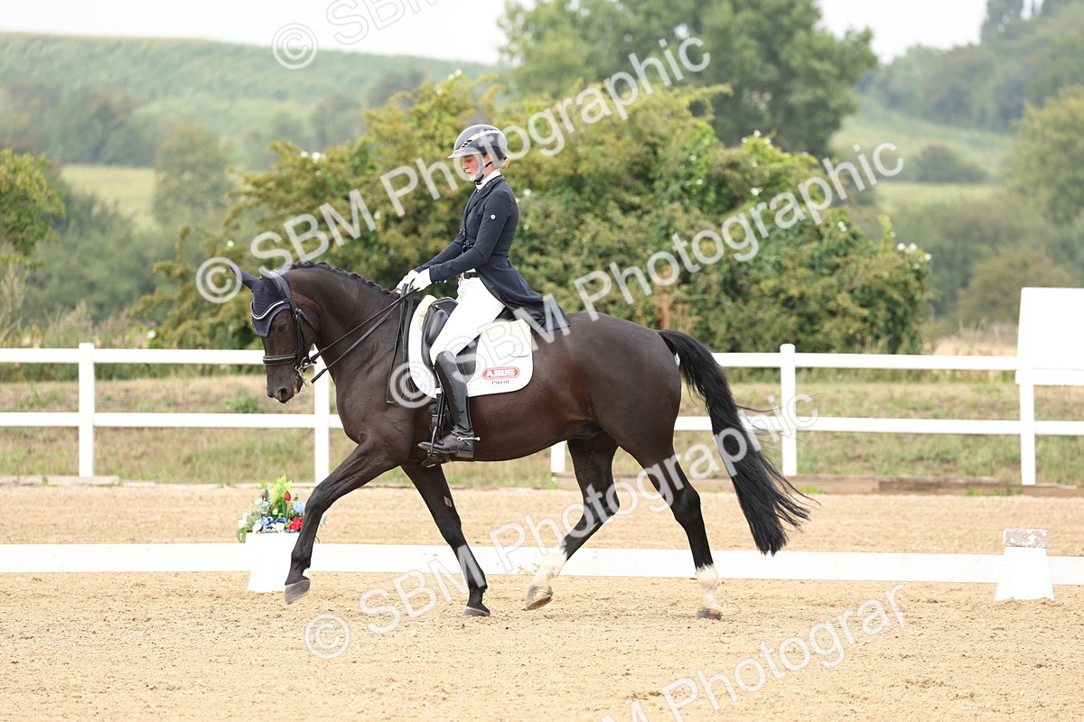 SBM_008208 - Class 10 - FEI INT I - 16.10-16.50