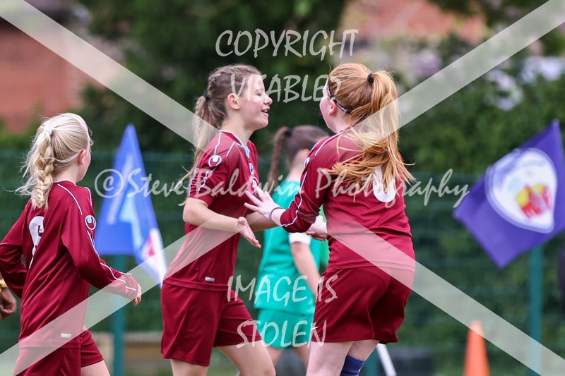 1DX31874 - Covingham Park V Tadpole Farm