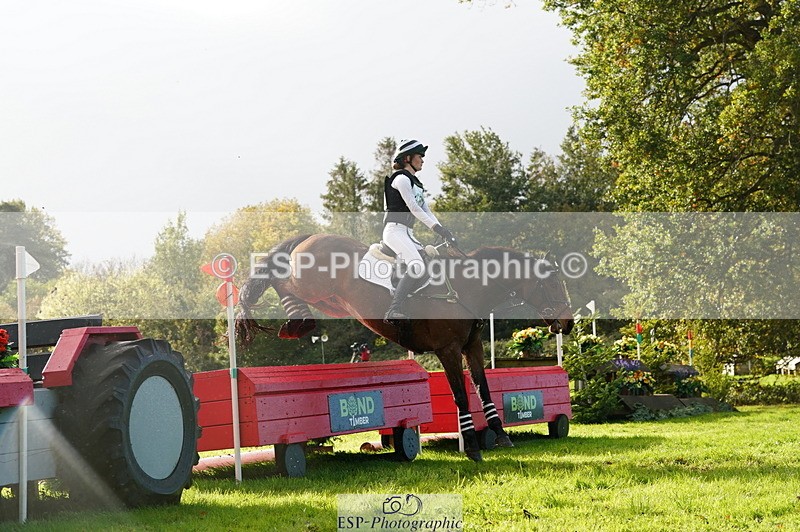 251025A-140540-20960 - F-487-Polly.McHardy