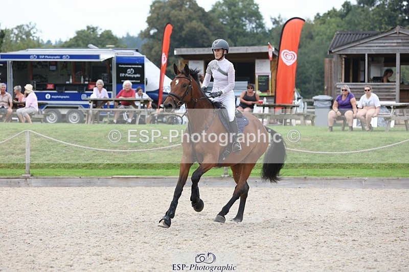 230908-160458-02737 - Cls 8 Snr 1.05m Open