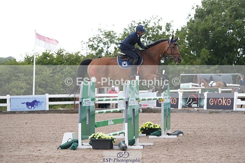 250720-090400-18055 - Cls16, 1 Star Silver Tour Accumulator