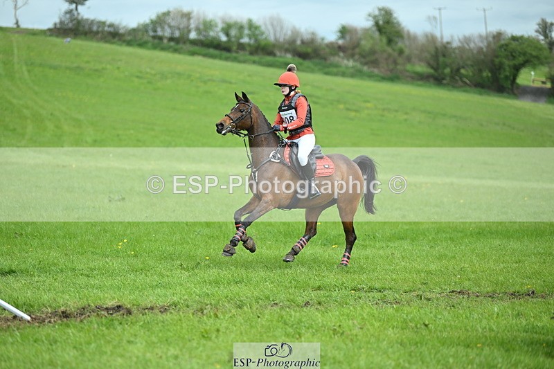 250419-145041-12055 - 808-Chloe.Morgan-SANDBANK.MAGIC.MOMENT