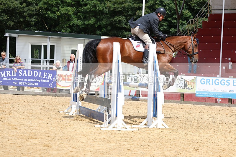 3E7A9888 - Class 9: Senior British Novice/90cm open